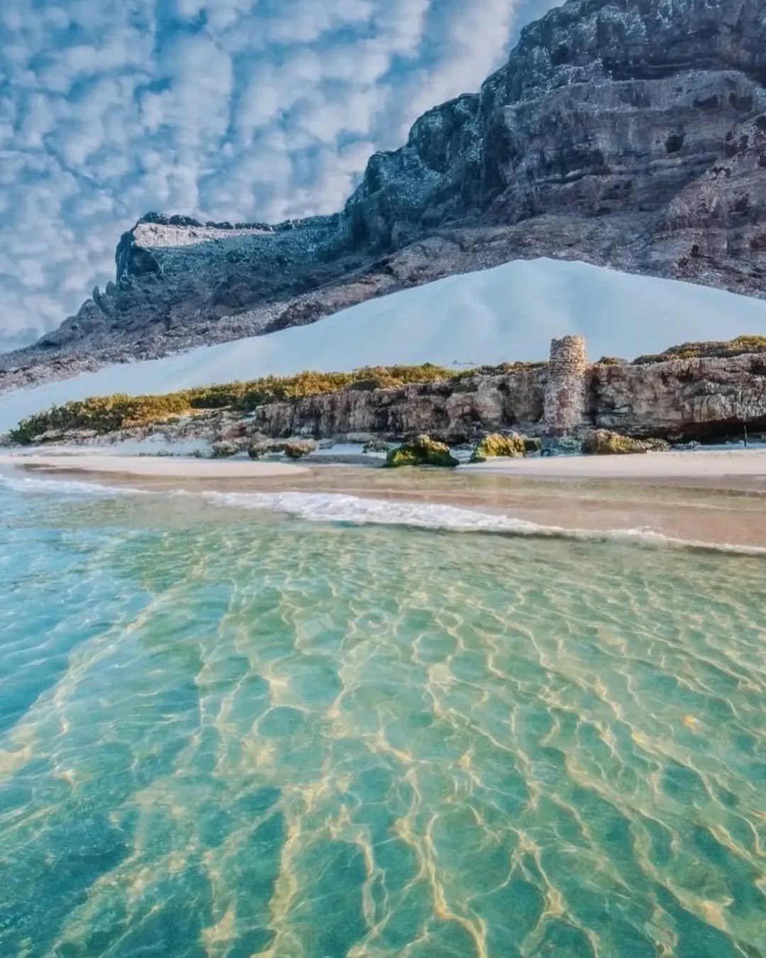 Detwah Lagoon — a protected marine lagoon renowned for its turquoise waters